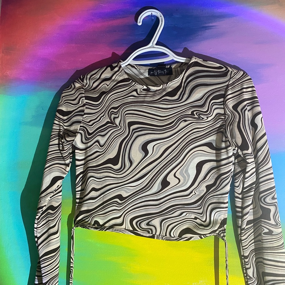 4 pcs y2k clothing bundle - Picture 3 of 5